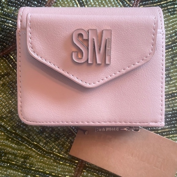 Brand New Steve Madden Blush Pink Snap Bifold Wallet Zip Compartment Metal Logo - Picture 15 of 15